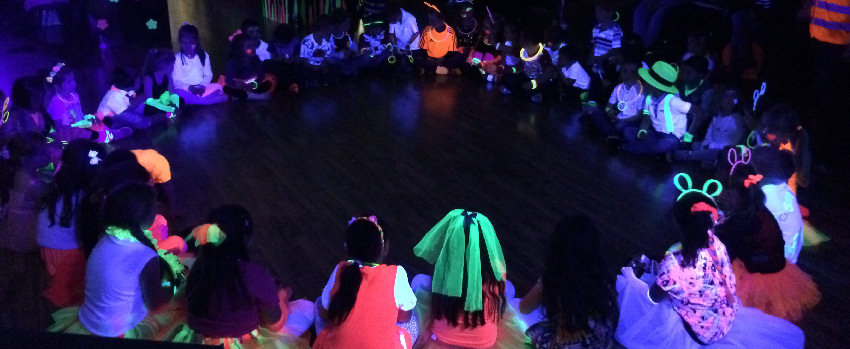 SoundONE Kids Neon Glow UV Party